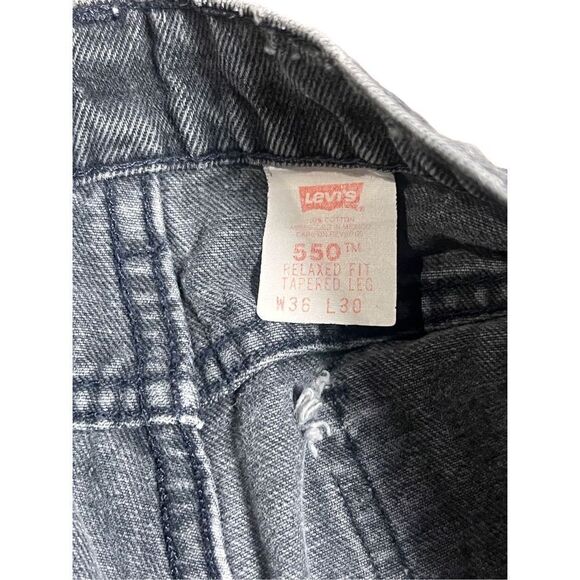Vtg Levi’s 550 Orange Tab Relaxed Fit Tapered Distressed Black Denim Jeans 36/30 - Picture 3 of 11